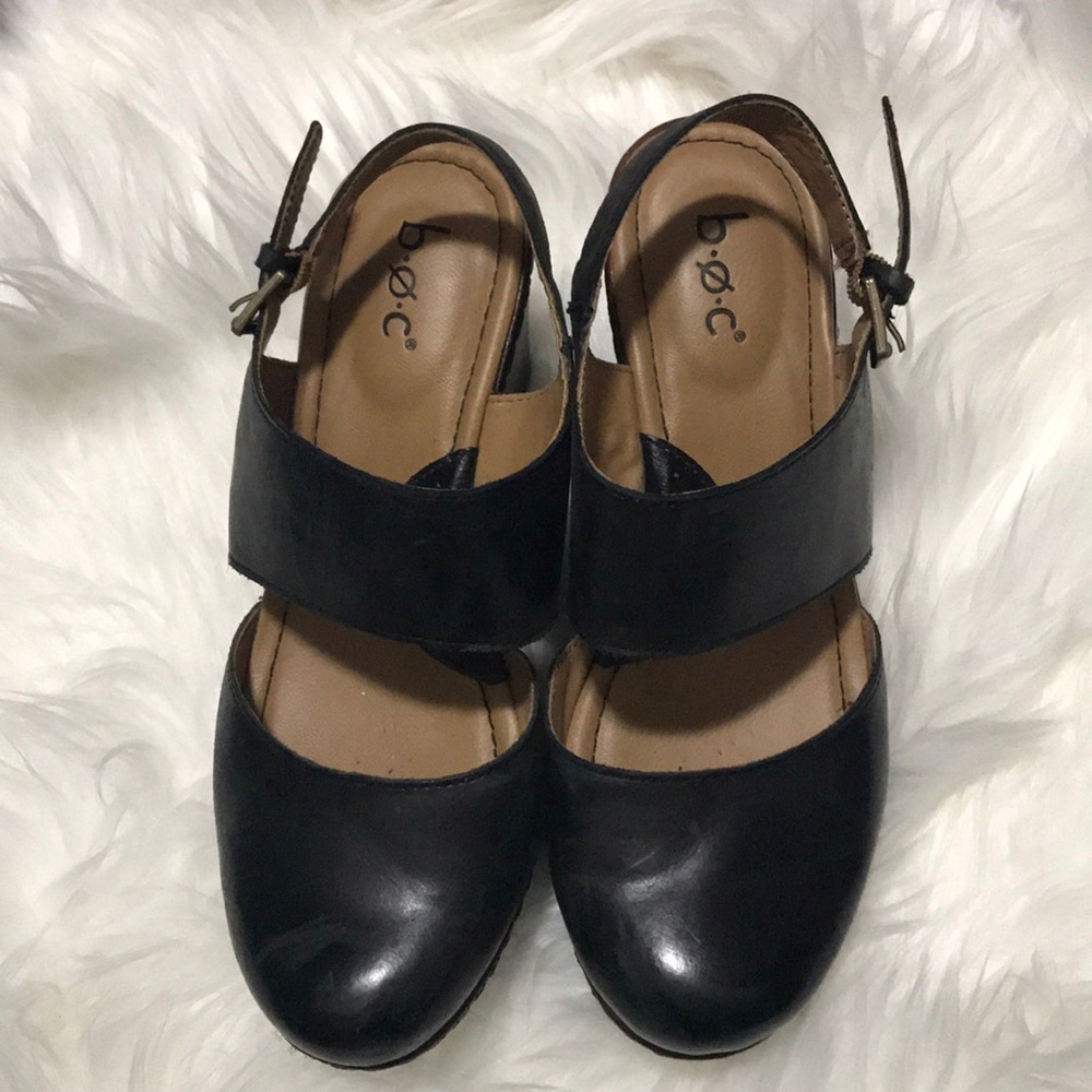 B.O.C. Leather strappy shoes